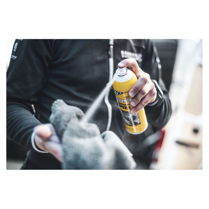 Finish_Line_Speed_Bike_Degreaser_Spray_Lifestyle_2.jpg