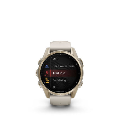 Garmin_fenix_8_AMOLED_Sapphire_Soft_Gold_Fog_Gray_Detail_6.jpg