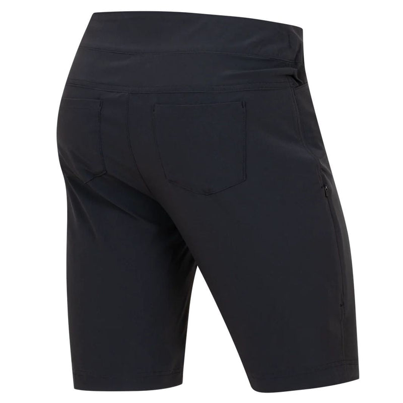 Pearl_Izumi_Summit_Shell_Shorts_Women_s_Black_Studio_02.jpg